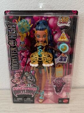 Monster High Cleo De Nile Scary Sweet Birthday Doll Mattel NIB New Sealed
